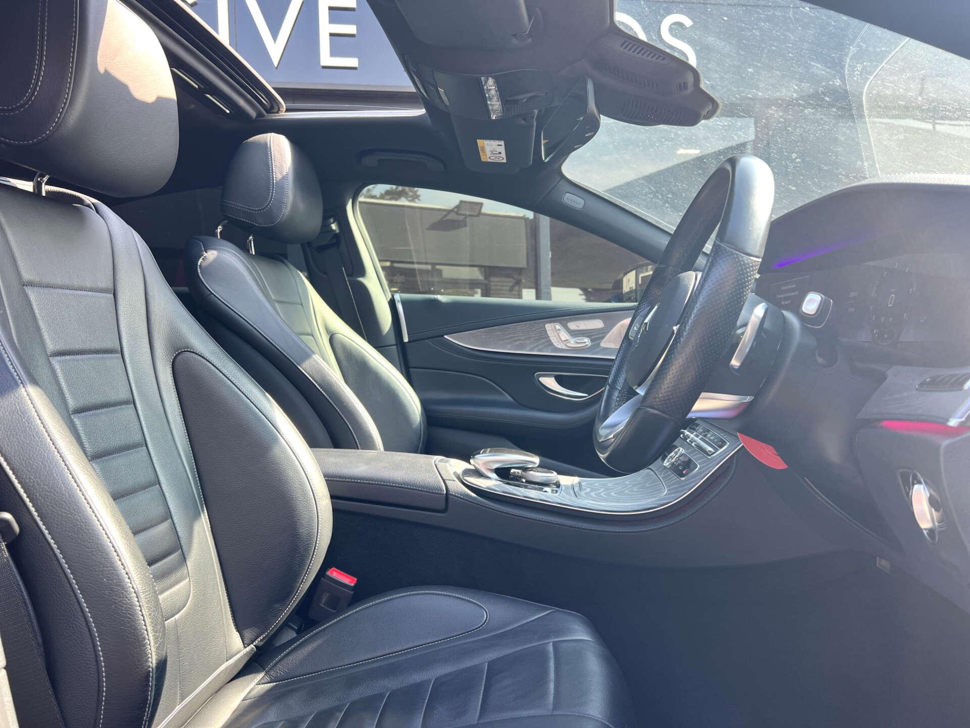 Mercedes-Benz CLS view 2