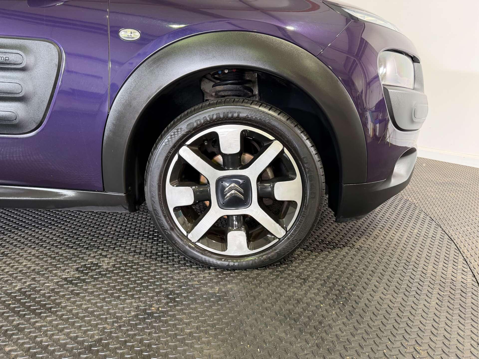 Citroen C4 Cactus view 50