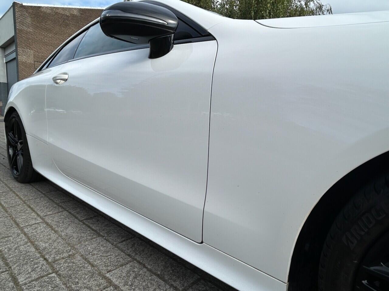 Mercedes-Benz E-Class view 19