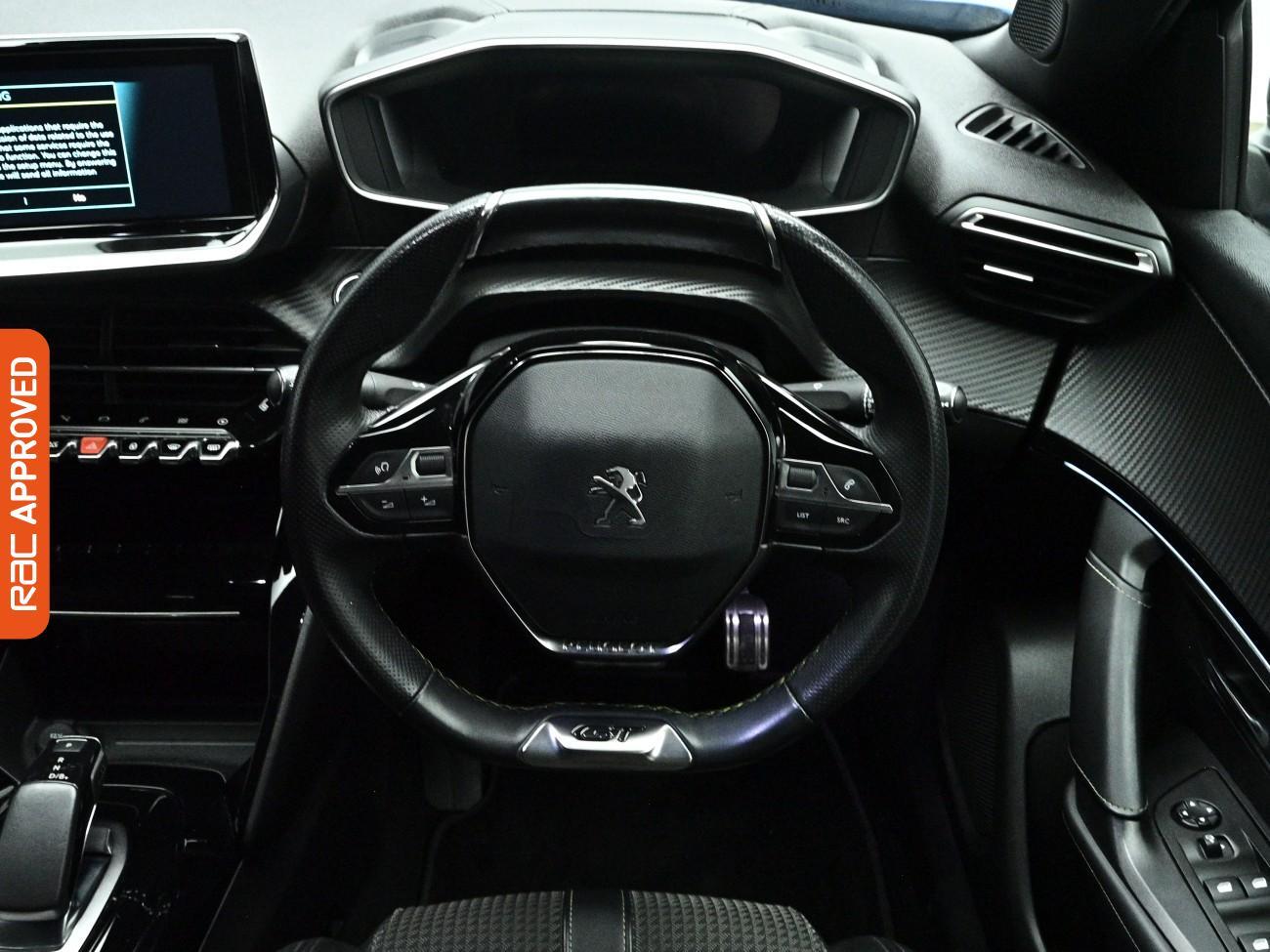 Peugeot e-2008 view 10