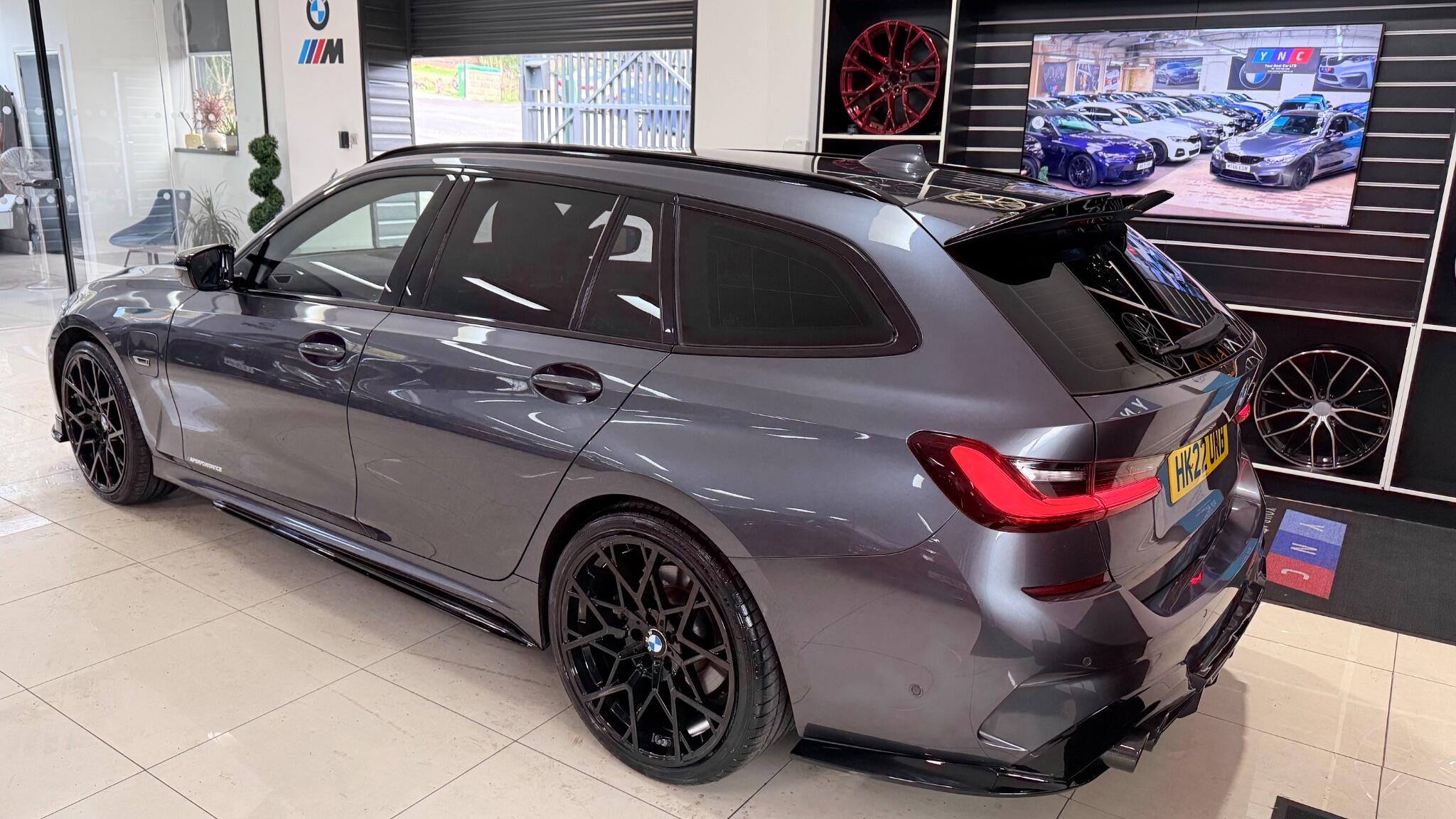 BMW 3 Series view 37