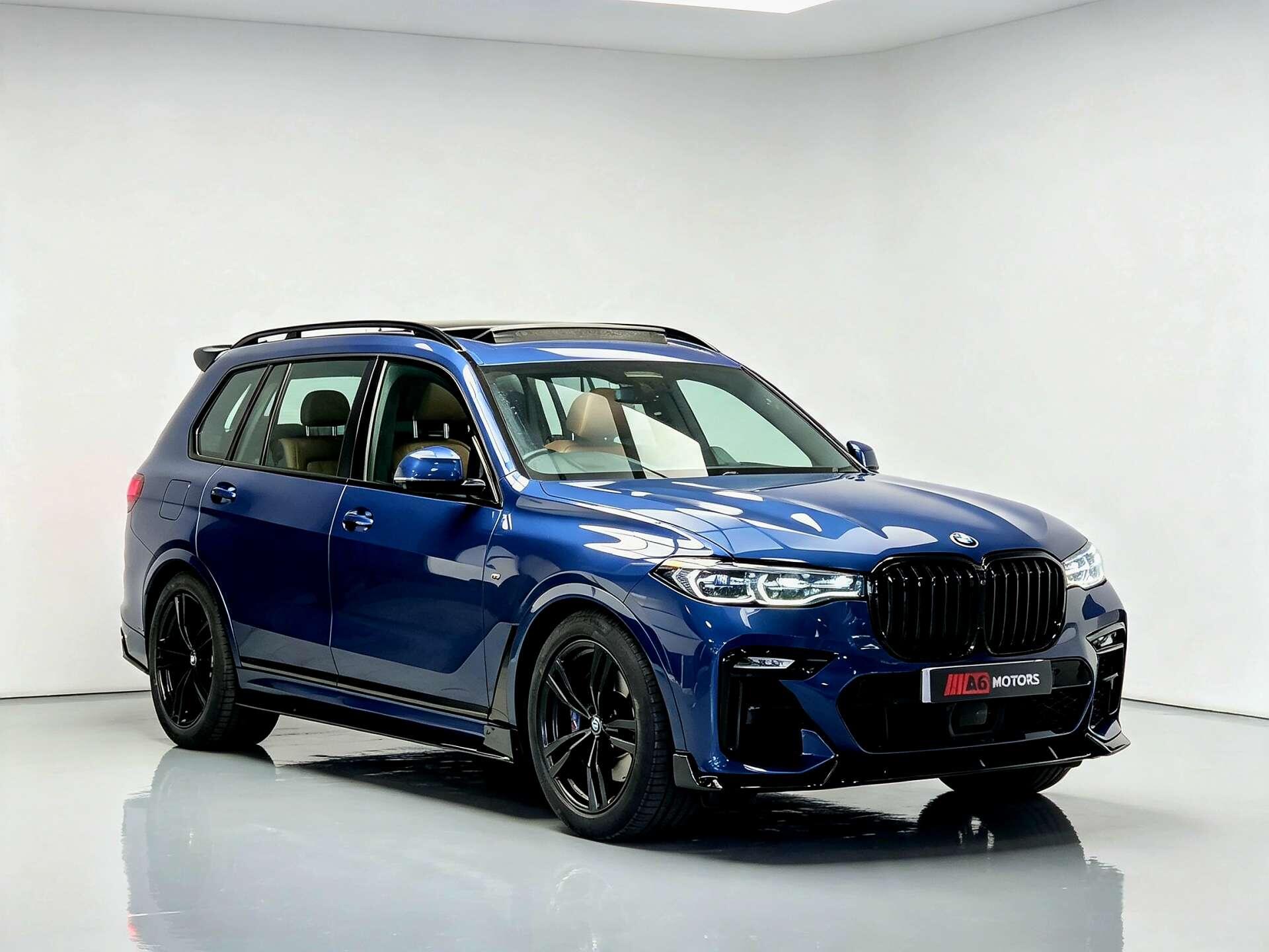 BMW X7 view 2