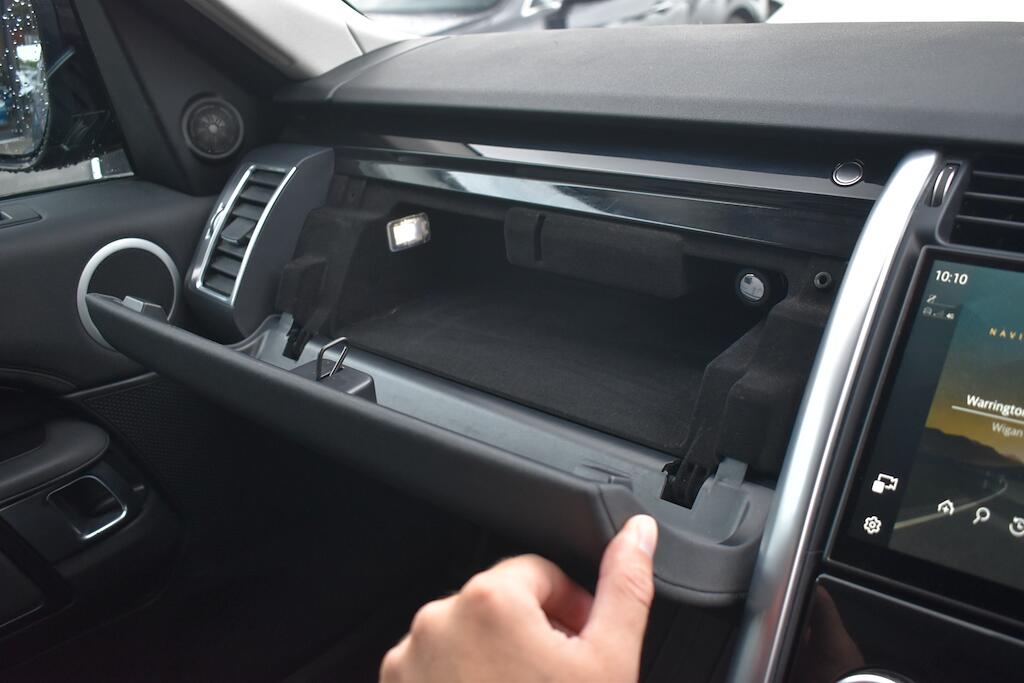 Land Rover Discovery 3 view 60
