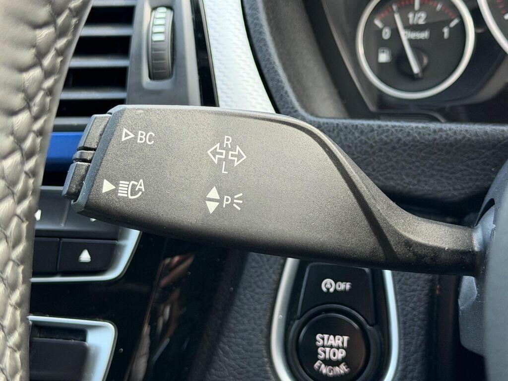 BMW 3 Series view 52