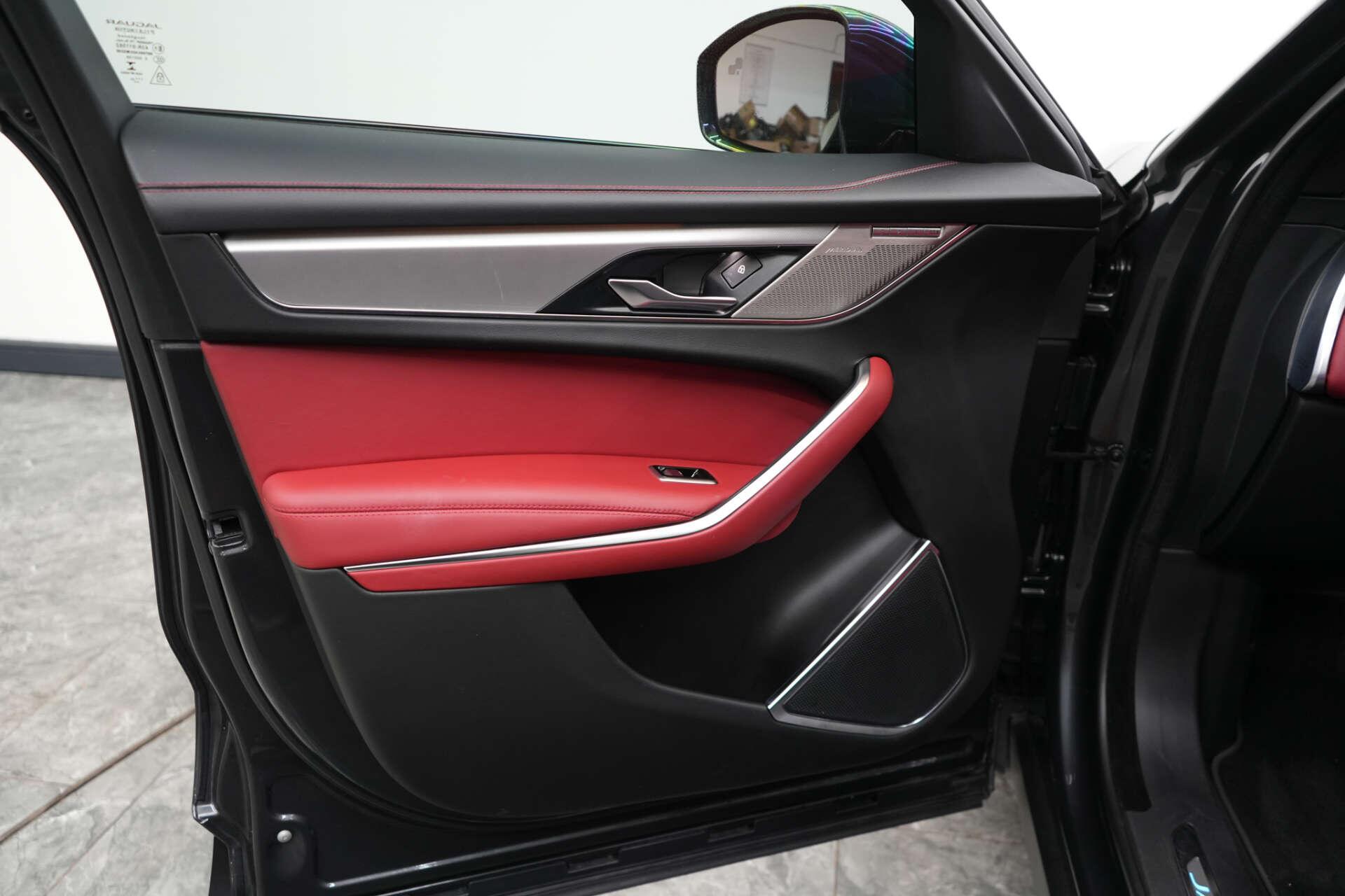 Jaguar F-Pace view 17