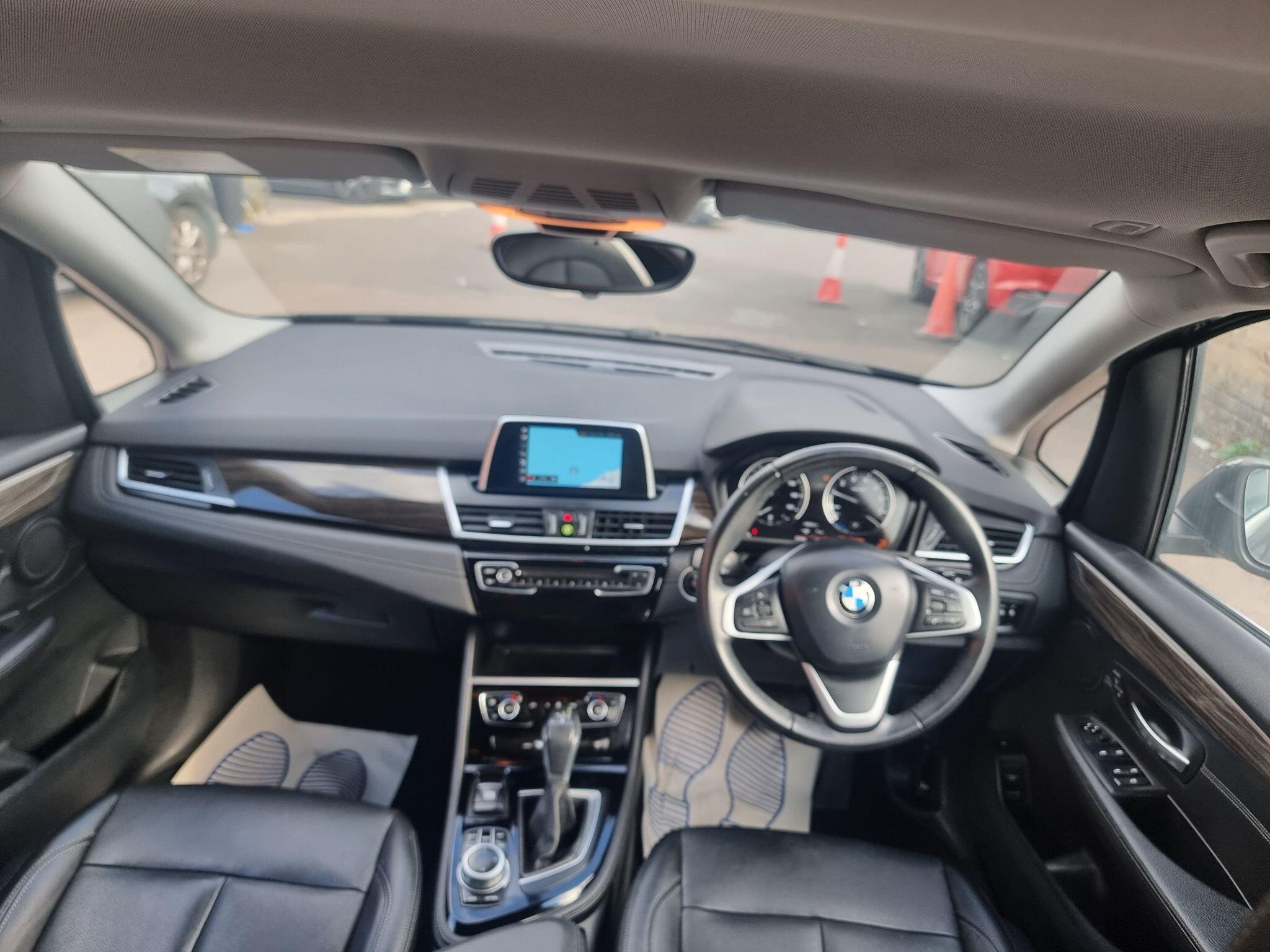 BMW 2 Series view 19