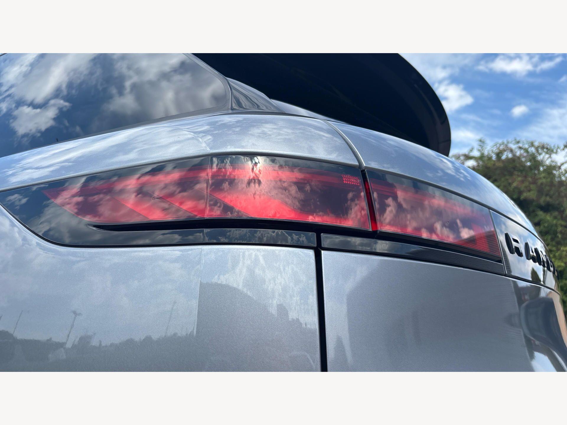 Land Rover Range Rover Sport view 23