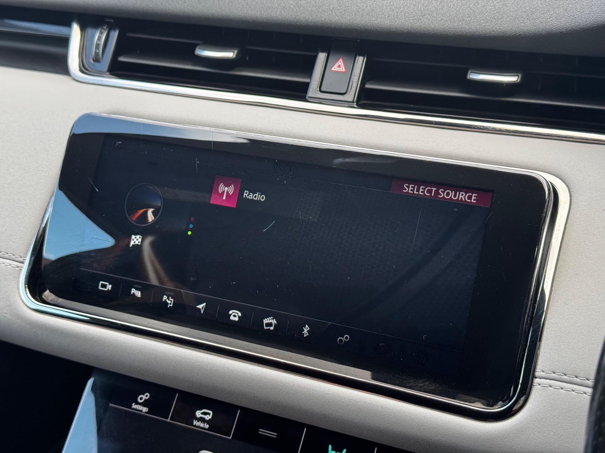 Land Rover Range Rover Evoque view 24