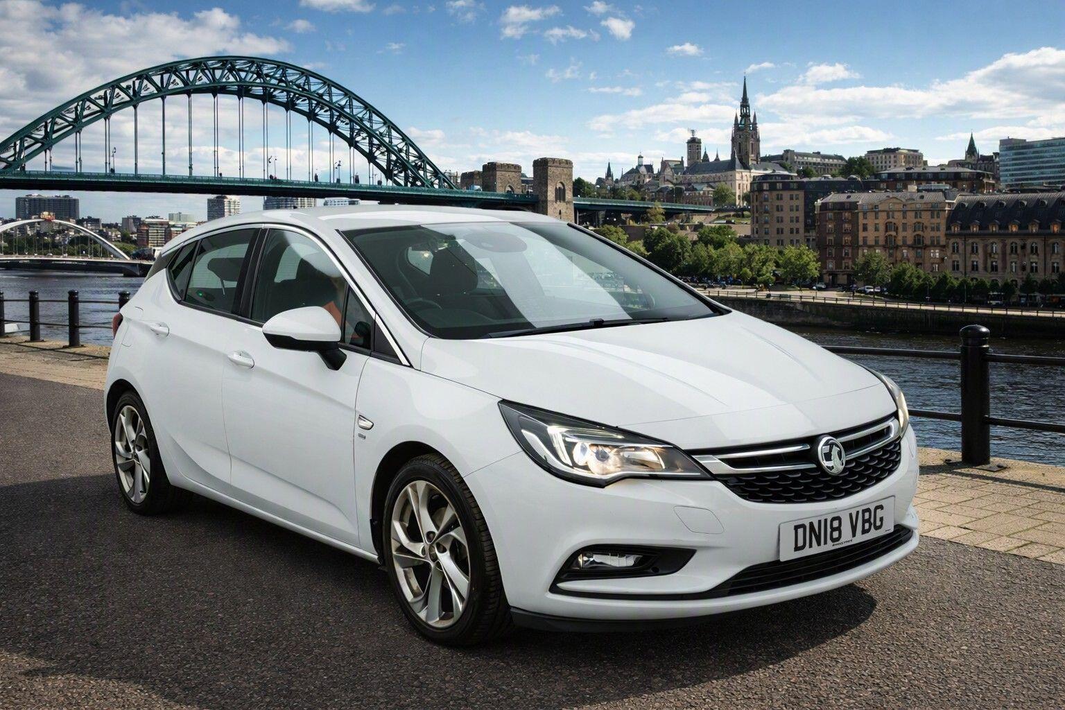 2018 Vauxhall Astra in White for sale