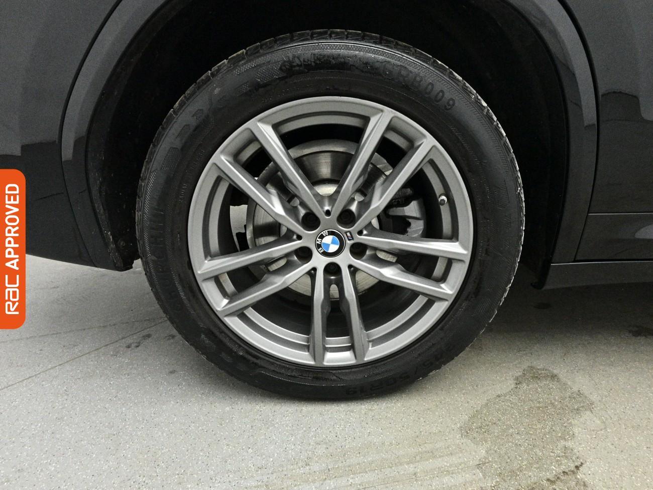 BMW X3 view 14