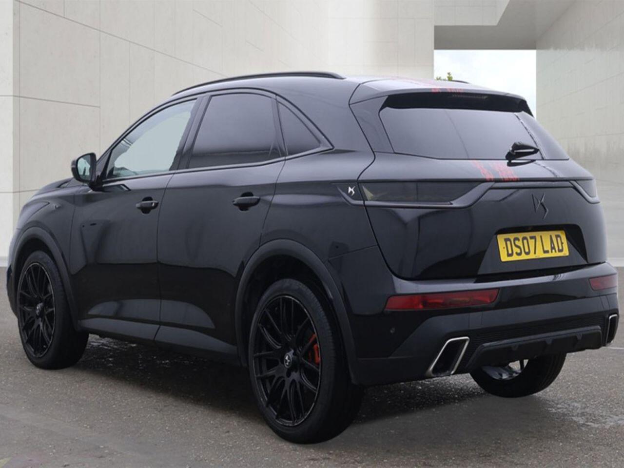 DS Automobiles DS 7 Crossback view 3