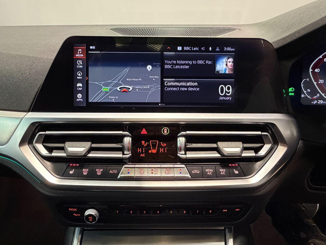 BMW 3 Series view 27