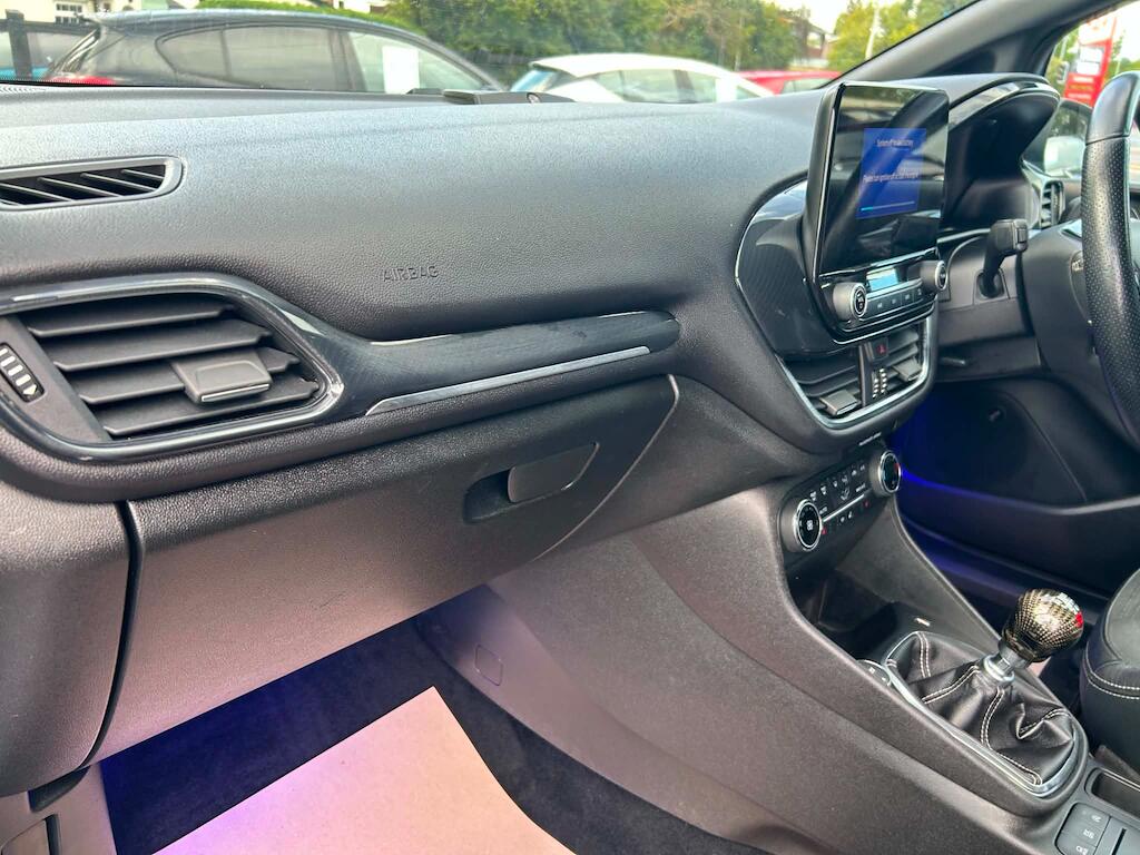 Ford Fiesta view 19