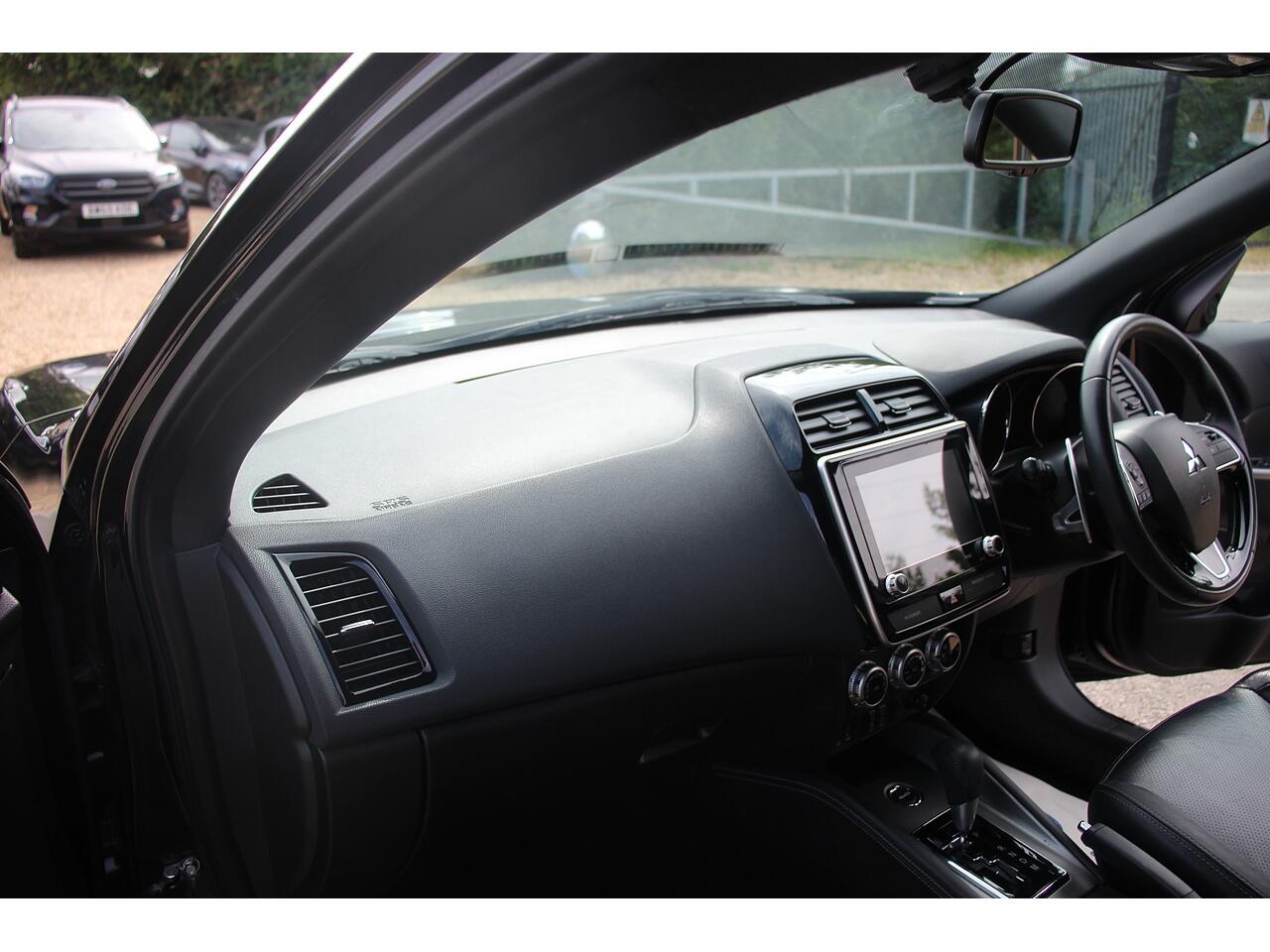 Mitsubishi Asx view 15