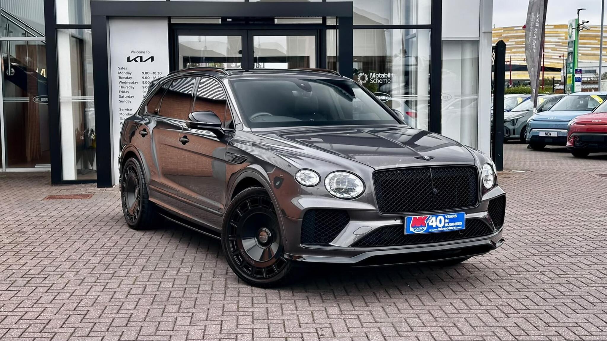 Bentley Bentayga view 2