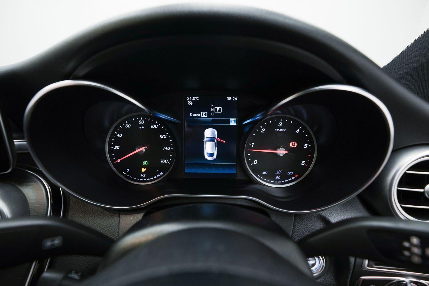 Mercedes-Benz C Class view 19