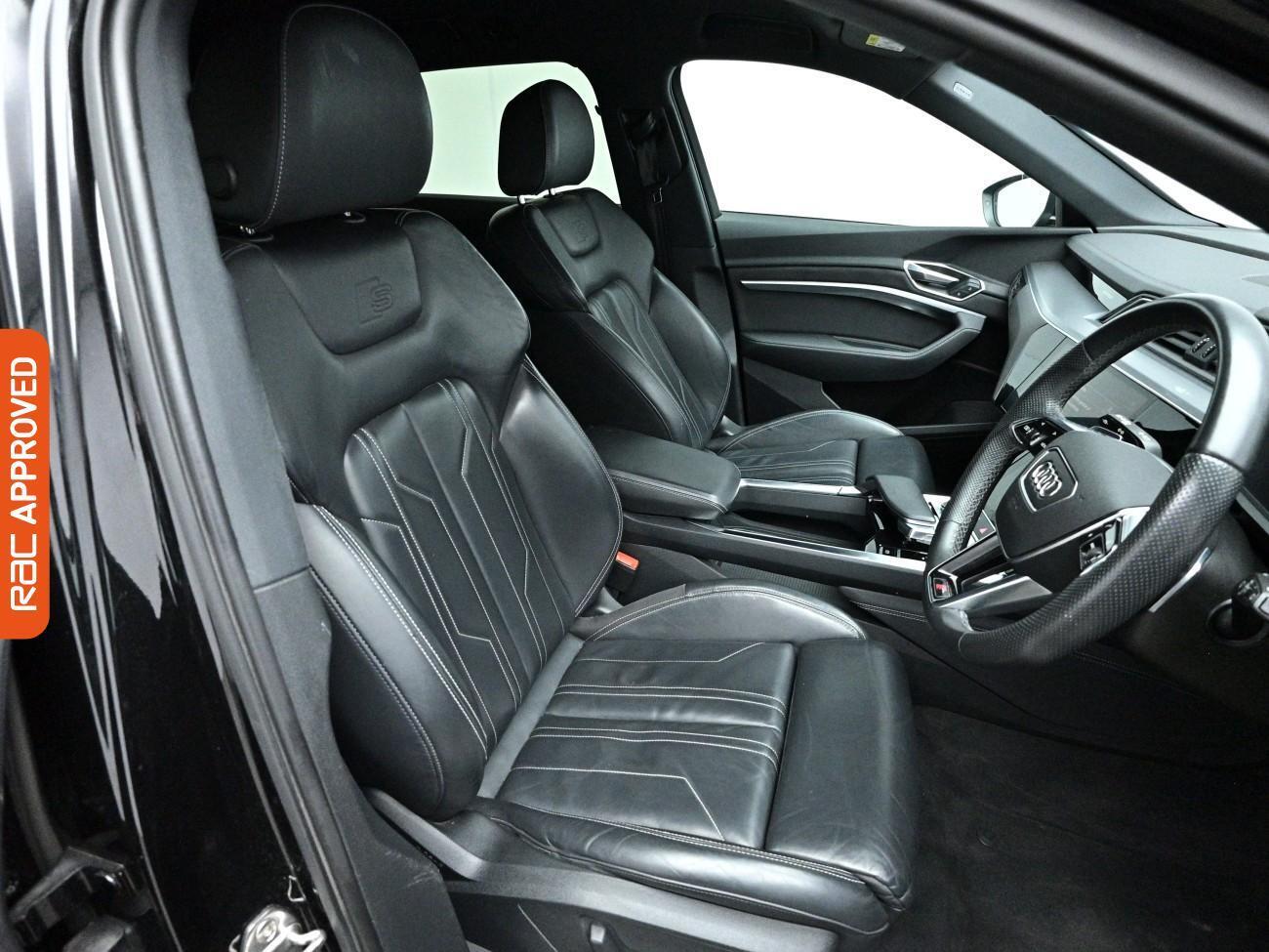 Audi E-Tron view 13