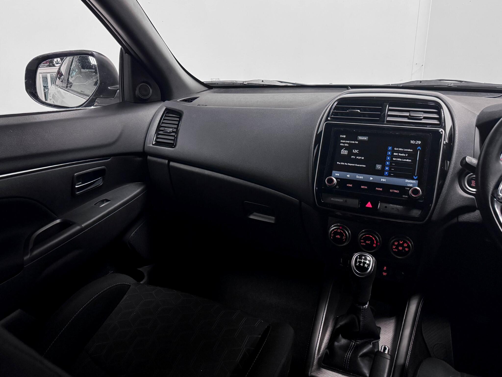Mitsubishi ASX view 12