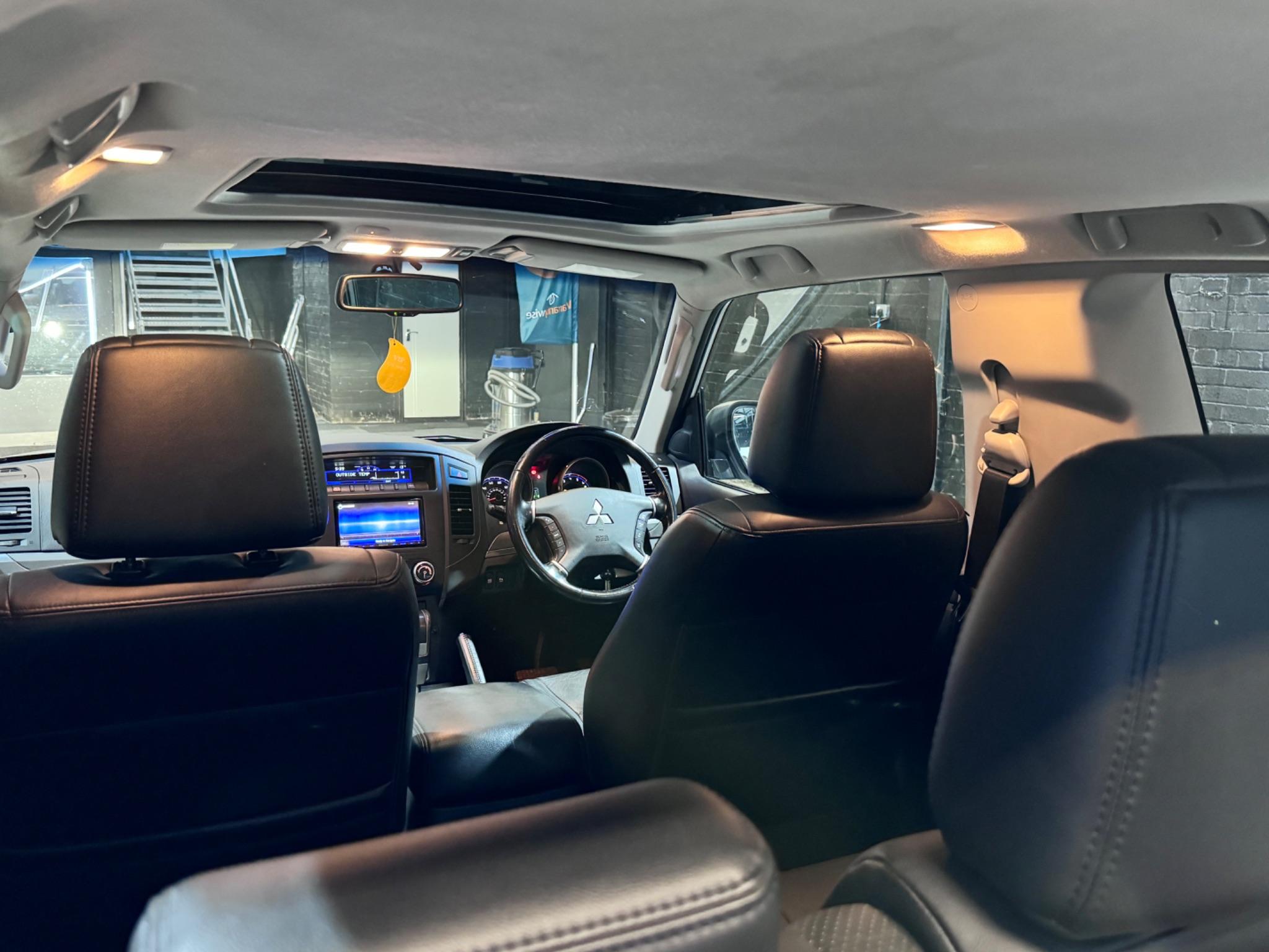 Mitsubishi Shogun view 39