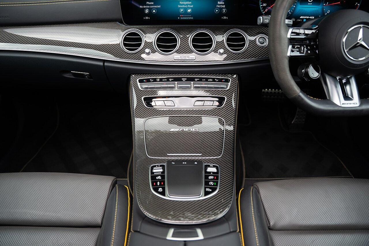Mercedes-Benz E-Class view 42