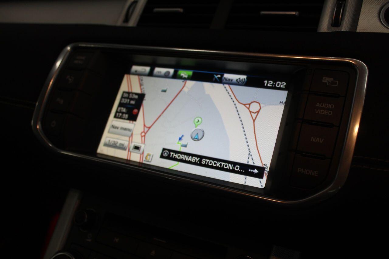 Land Rover Range Rover Evoque view 40