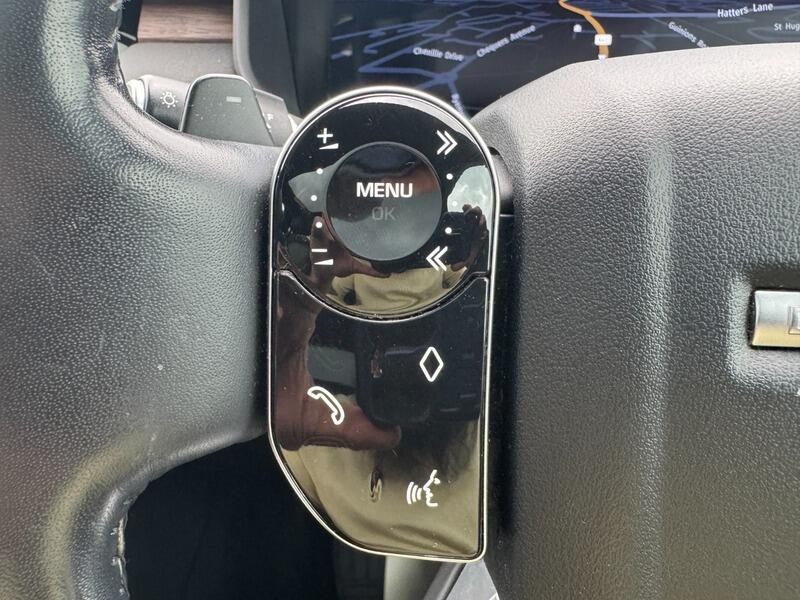 Land Rover Discovery view 43