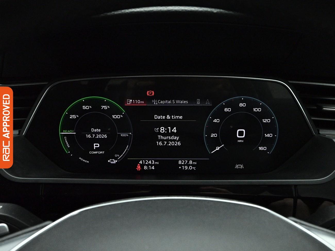 Audi E-Tron view 12