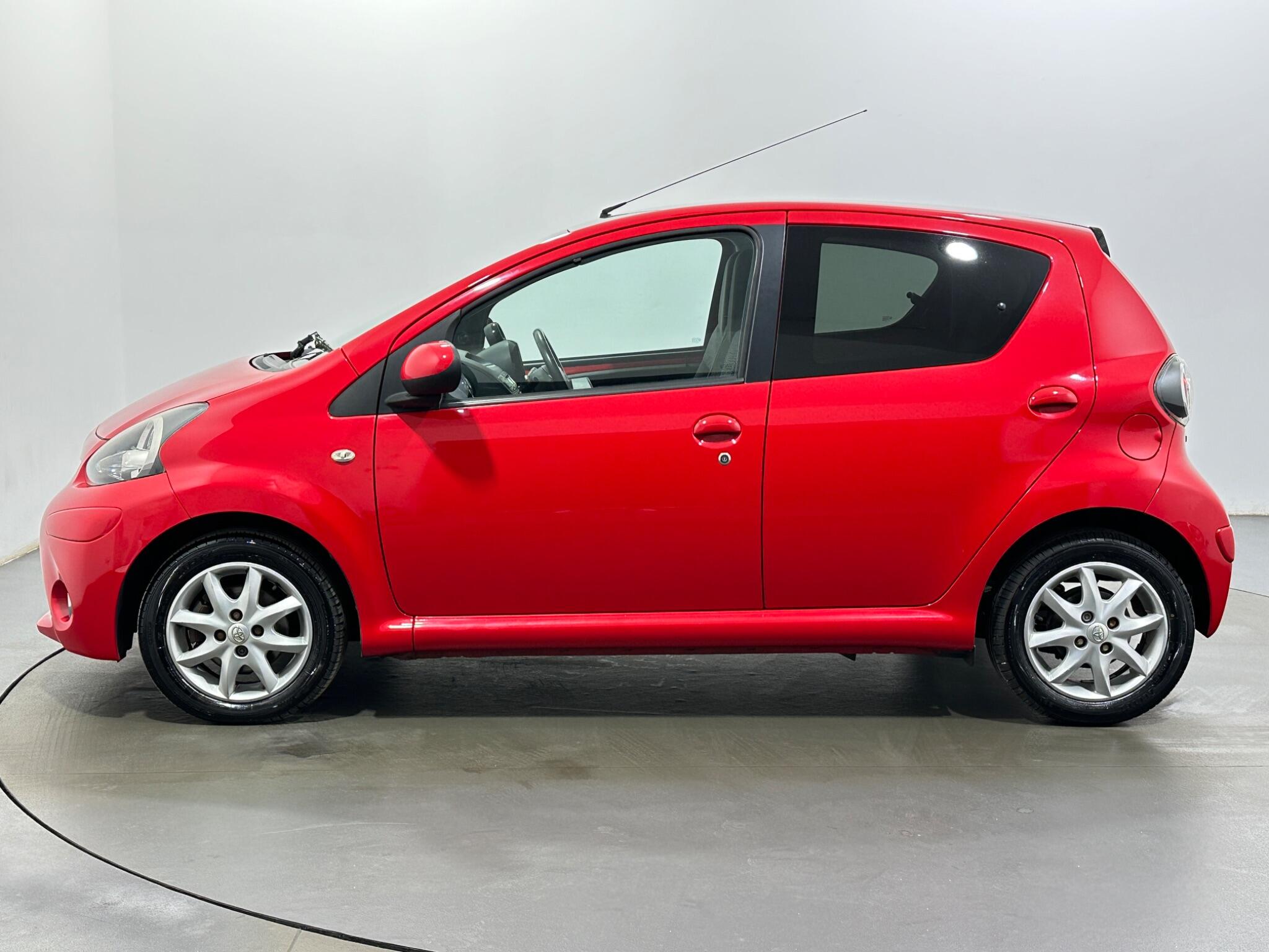 Toyota Aygo view 5