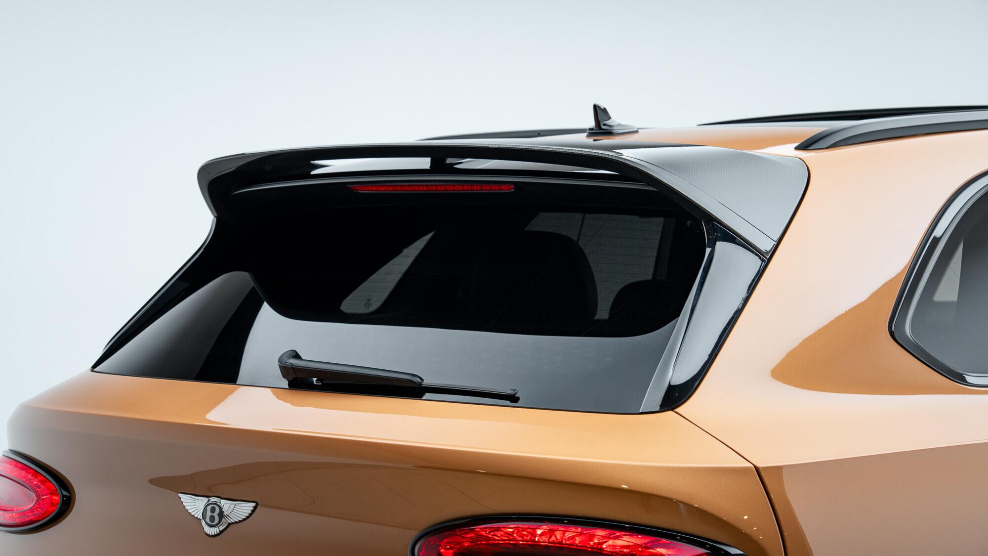 Bentley Bentayga view 21