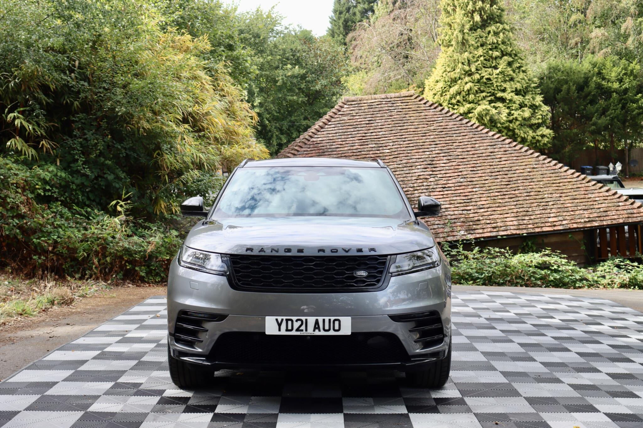 Land Rover Range Rover Velar view 21