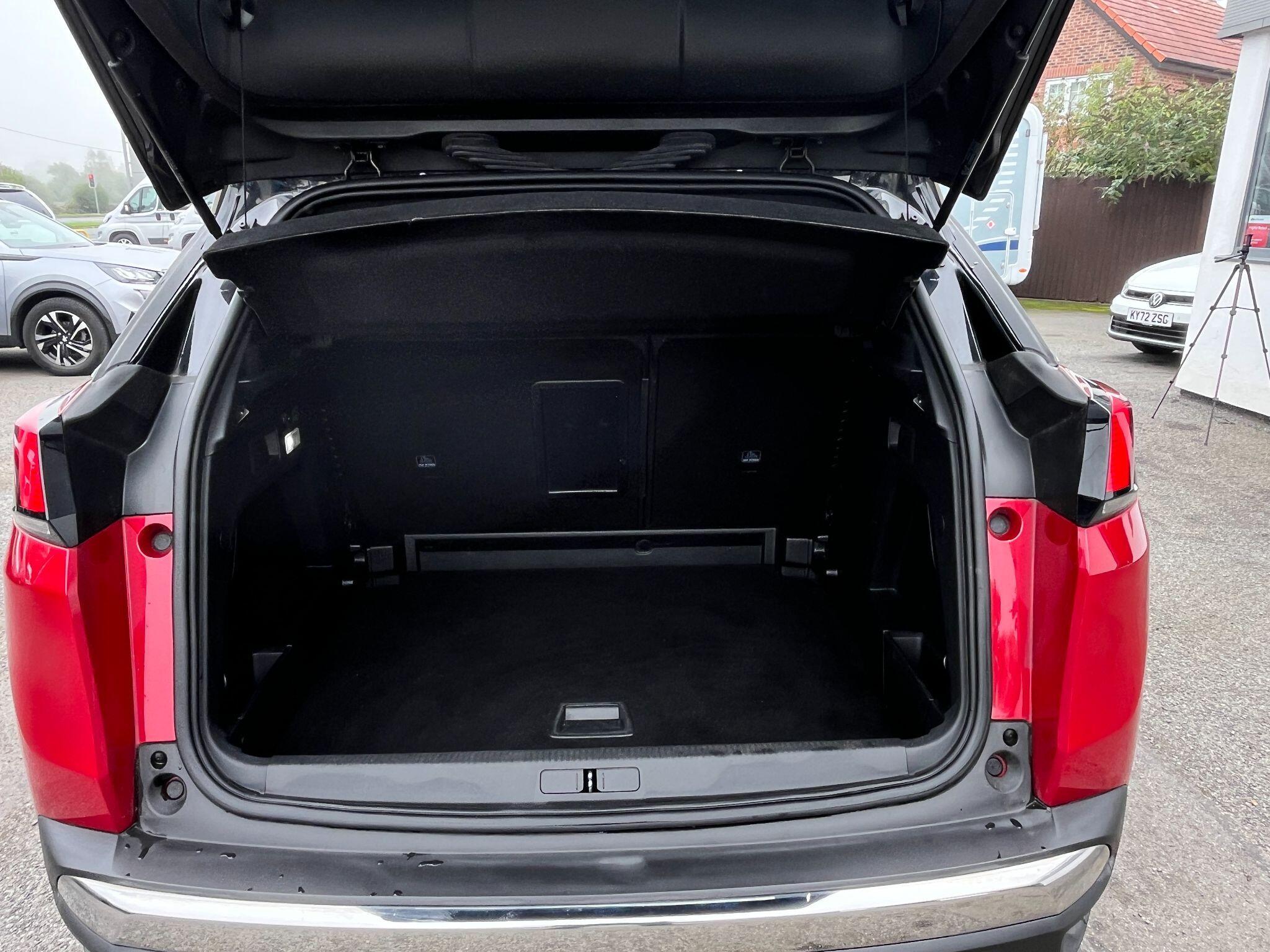 Peugeot 3008 view 10