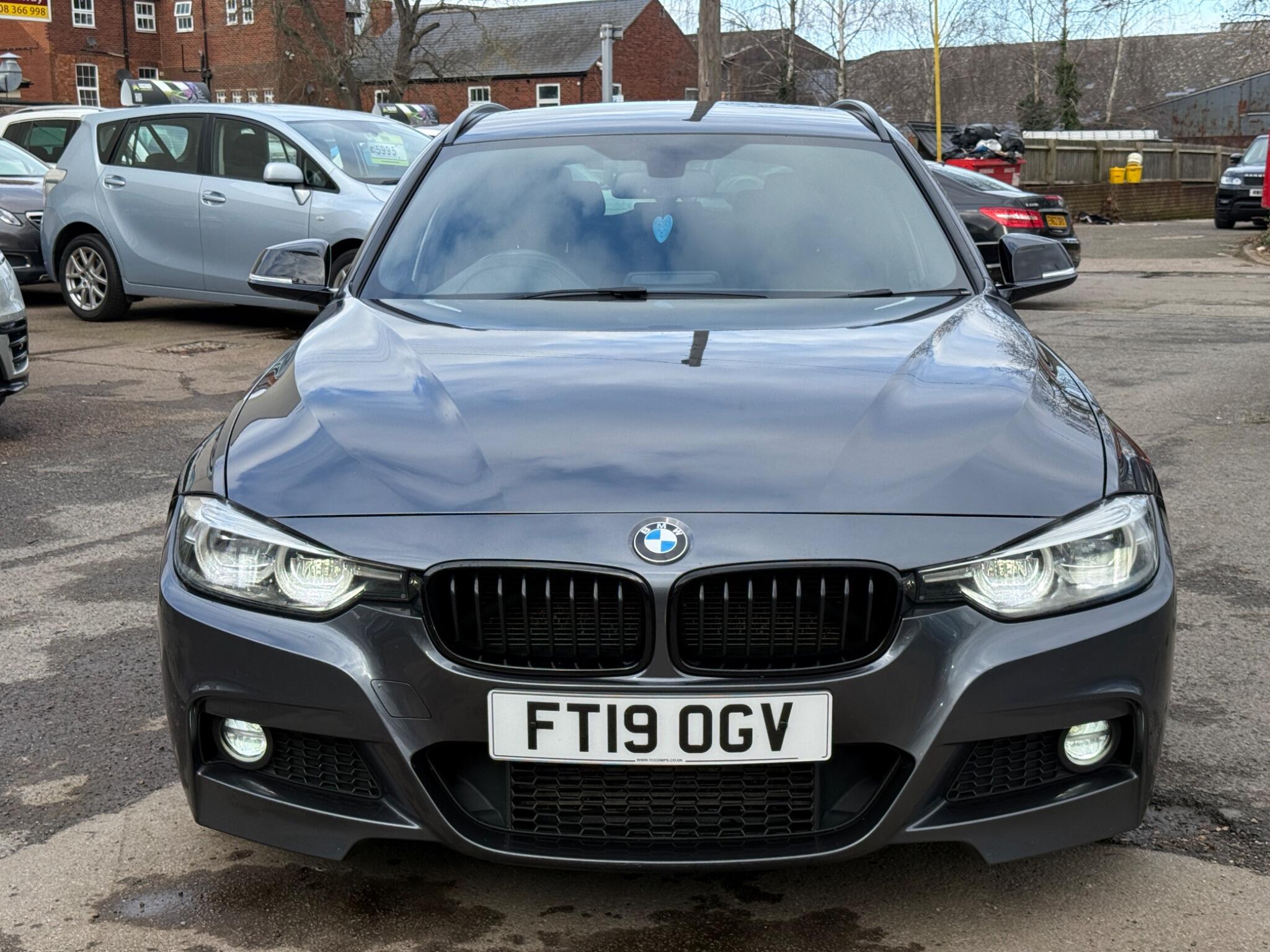 BMW 3 Series - Image 7