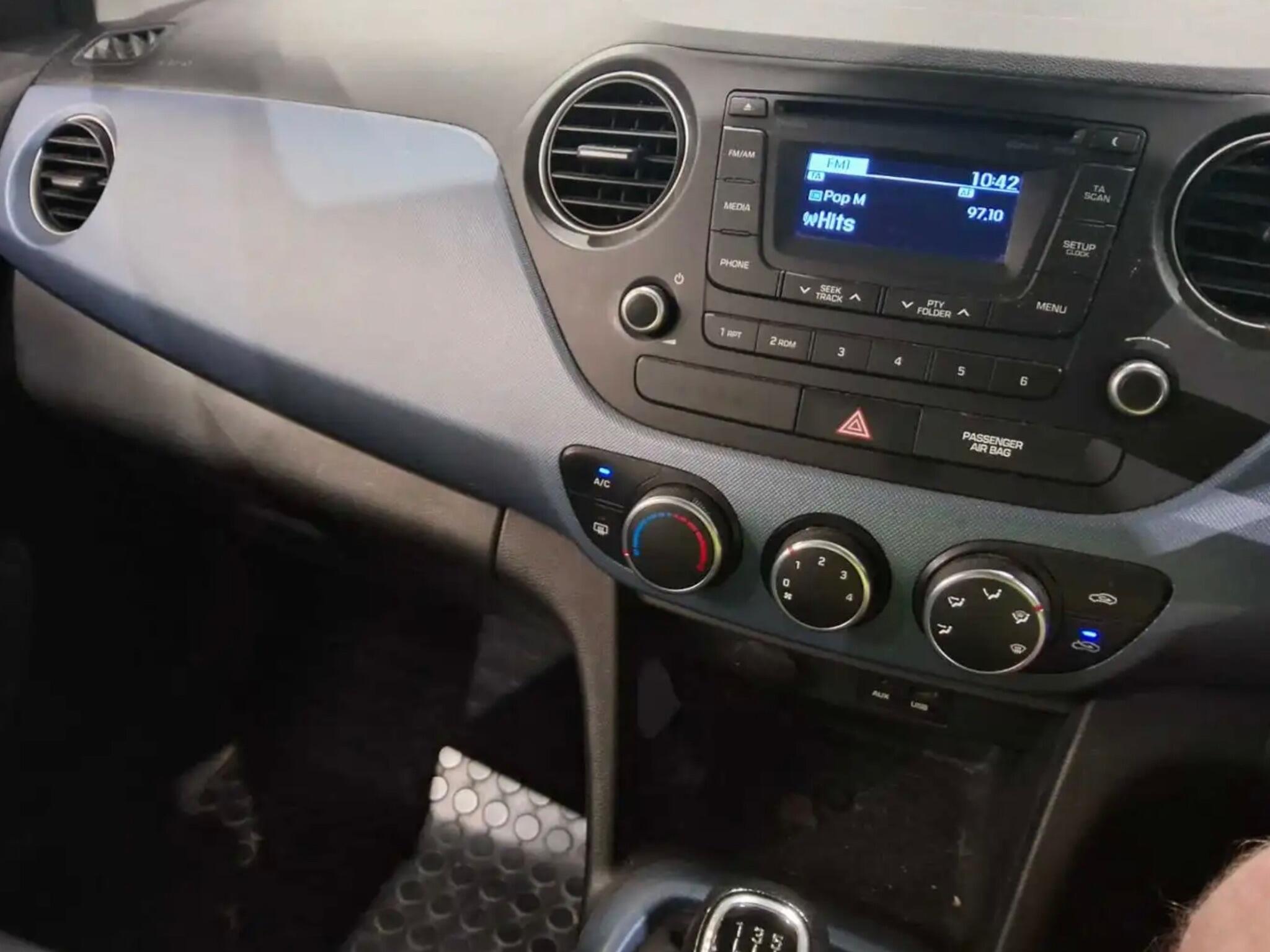 Hyundai I10 view 4