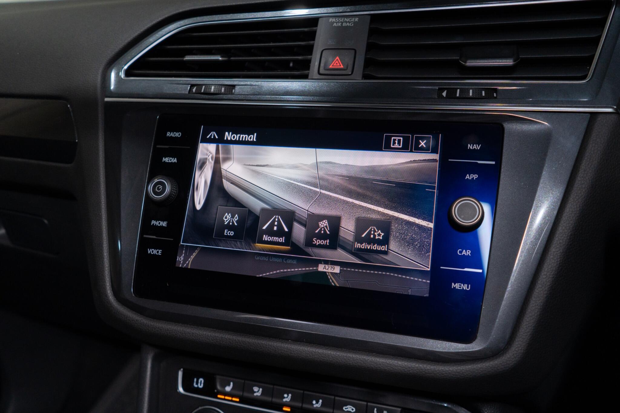 Volkswagen Tiguan Allspace view 35