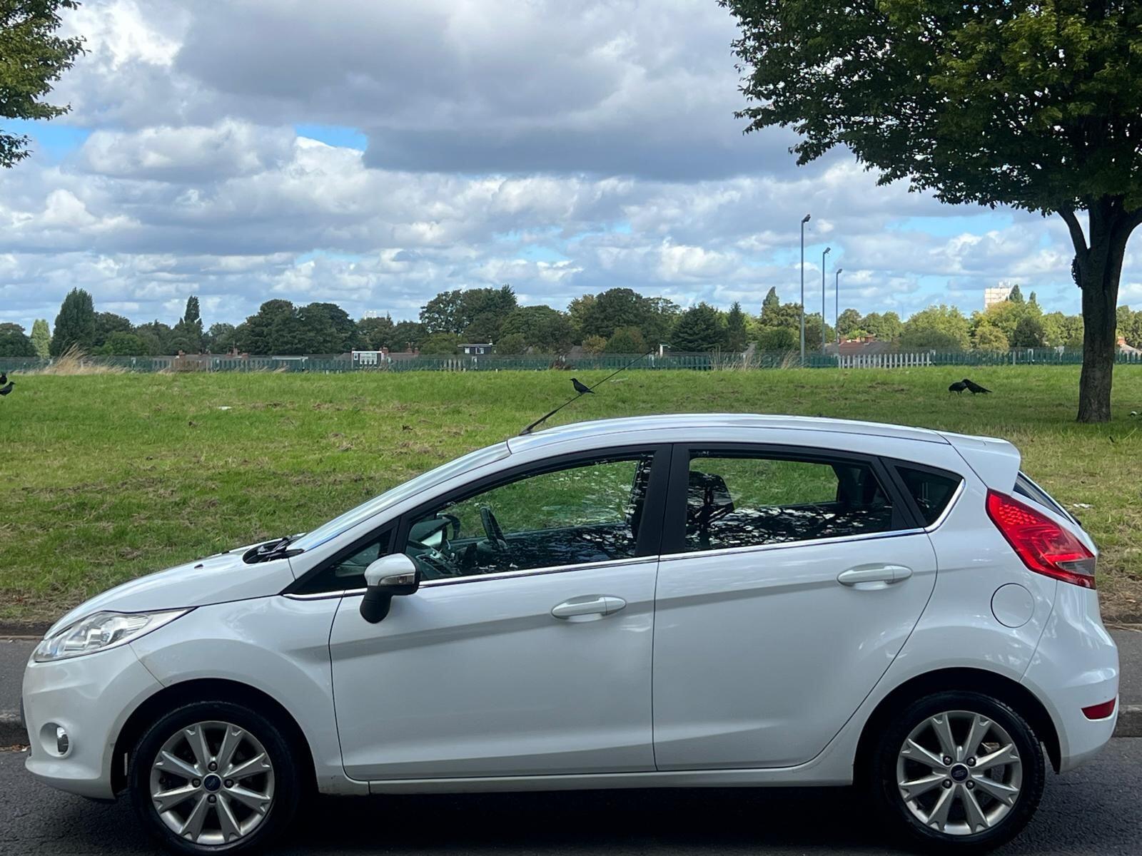 Ford Fiesta view 7