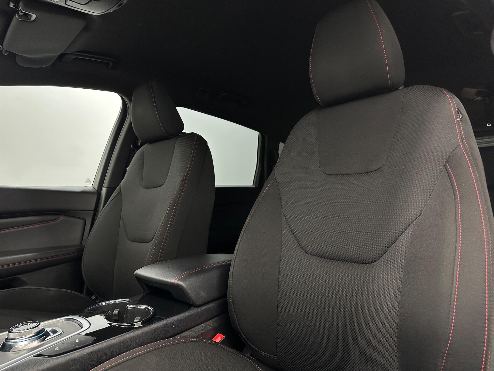 Ford S-Max view 36