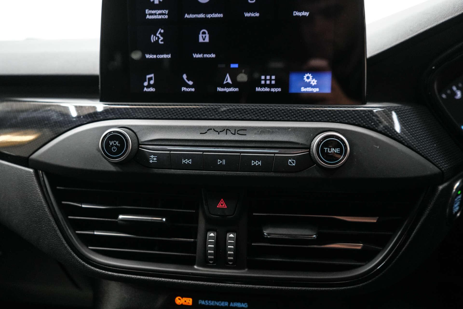 Ford Focus view 33