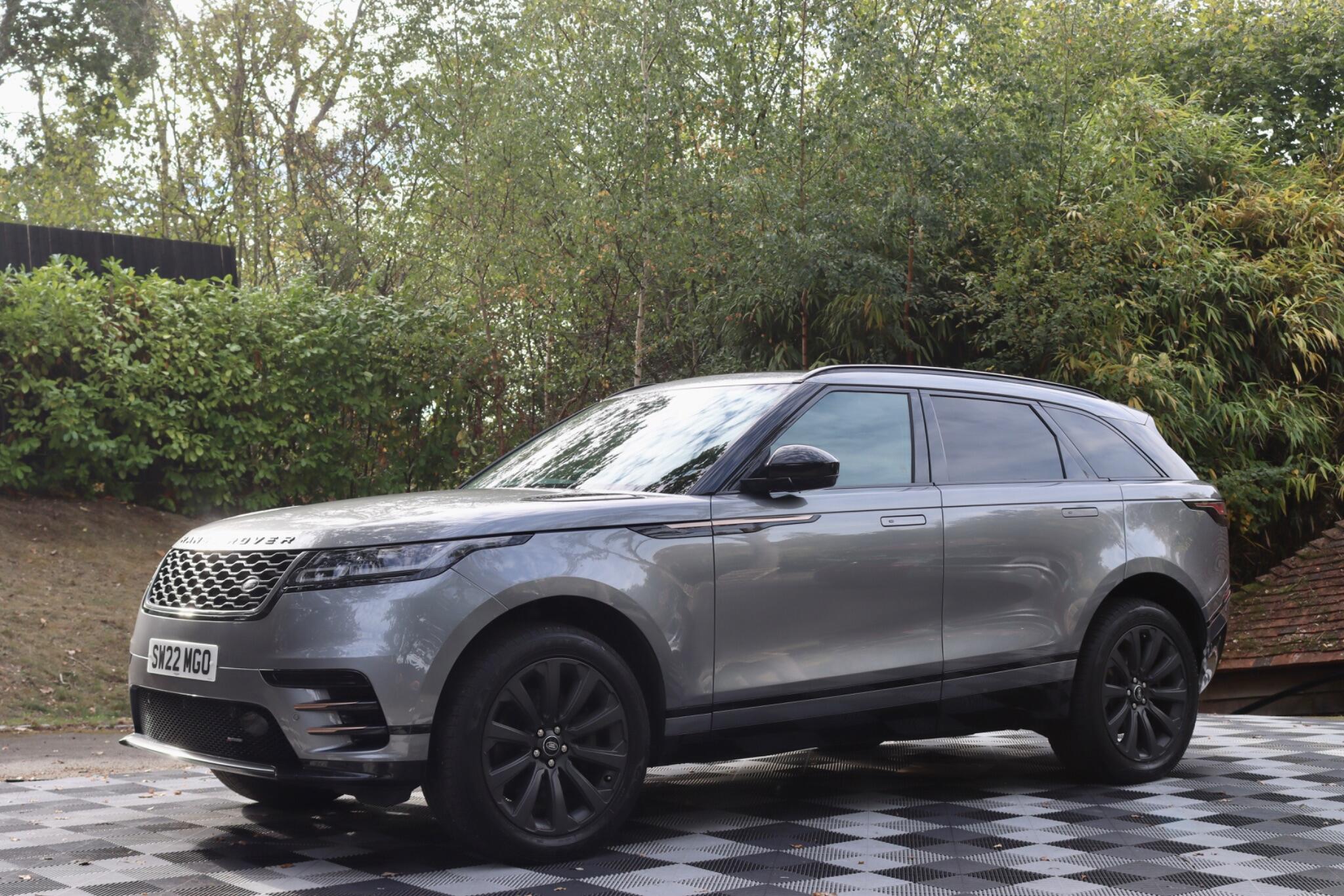 Land Rover Range Rover Velar view 15