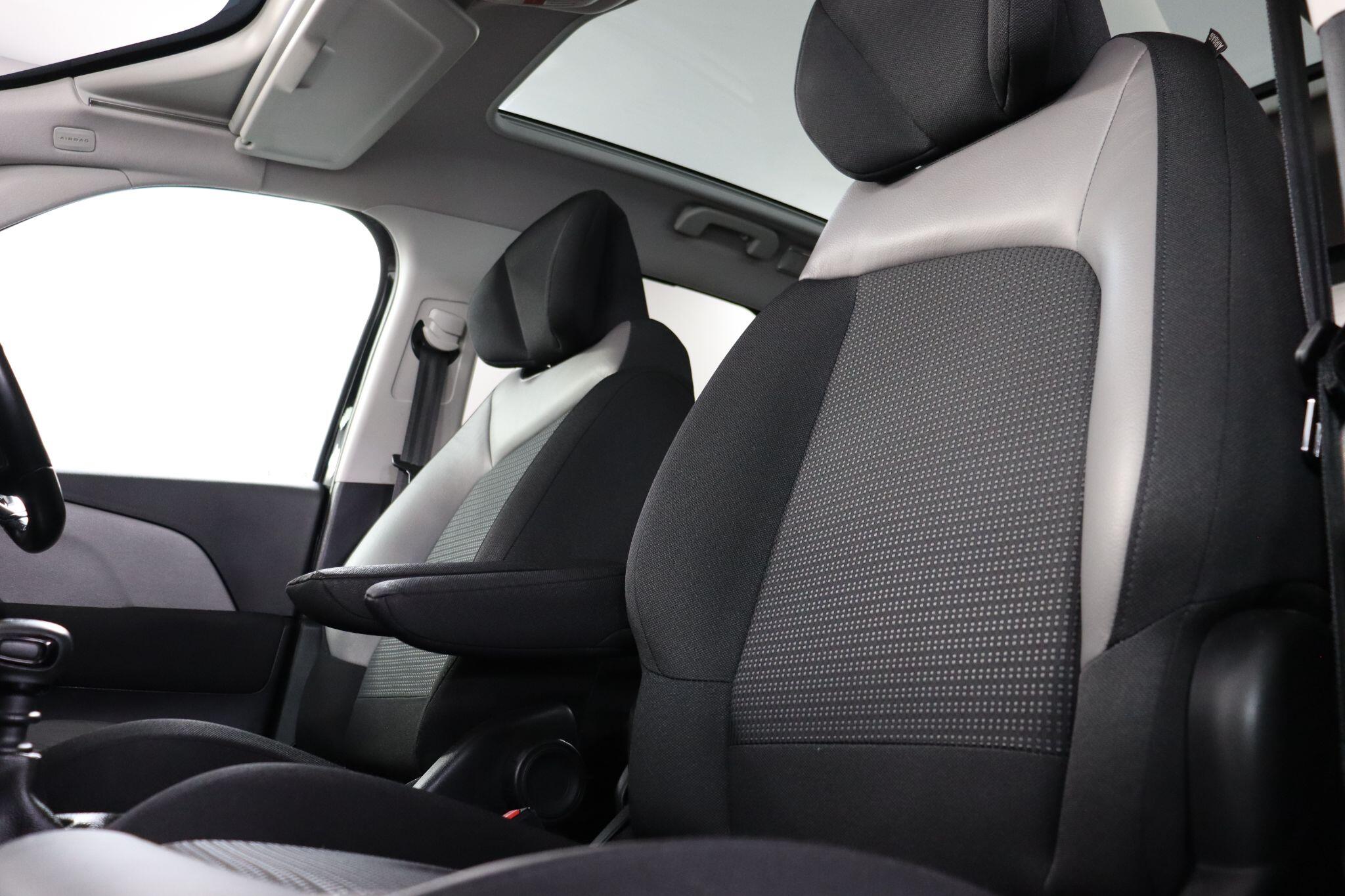 Citroen C4 Spacetourer view 35