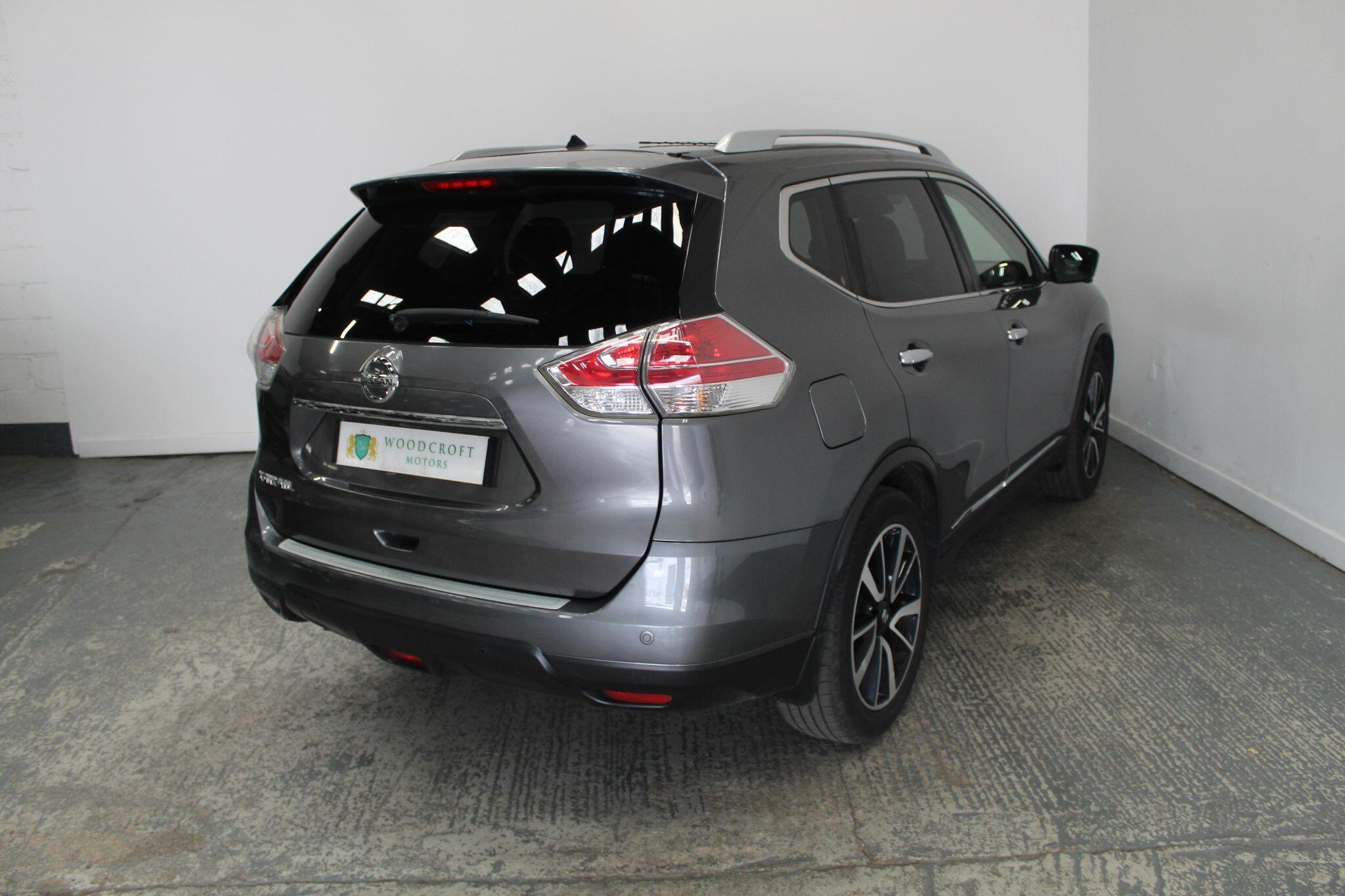 Nissan X-Trail view 8