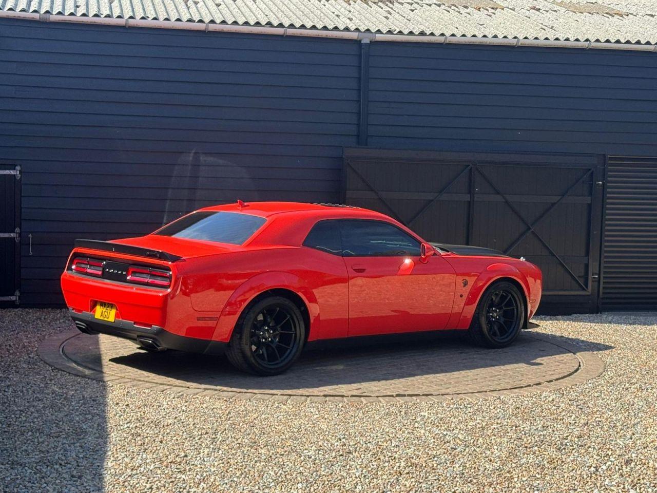 Dodge Challenger view 57