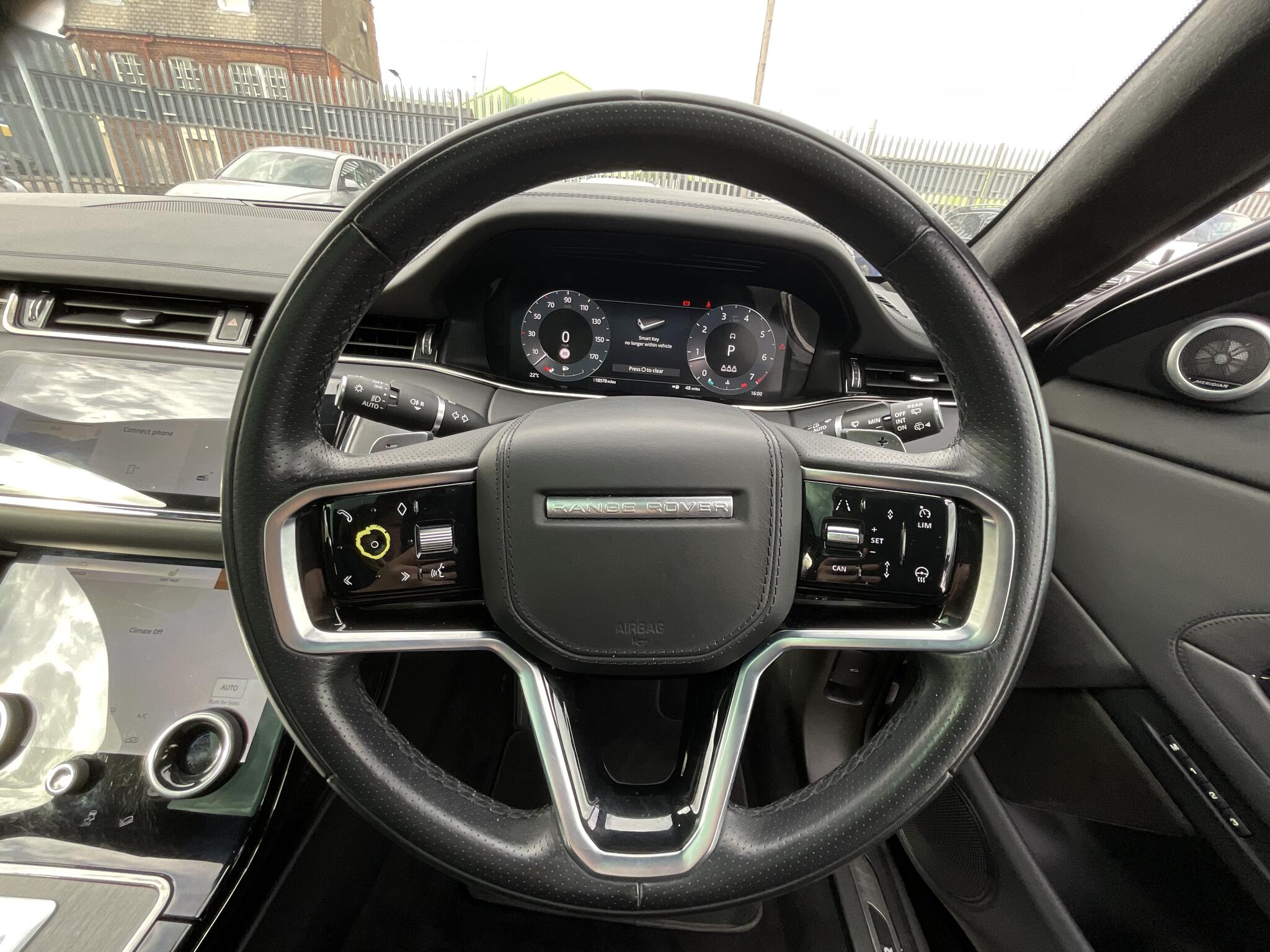 Land Rover Range Rover Evoque view 27