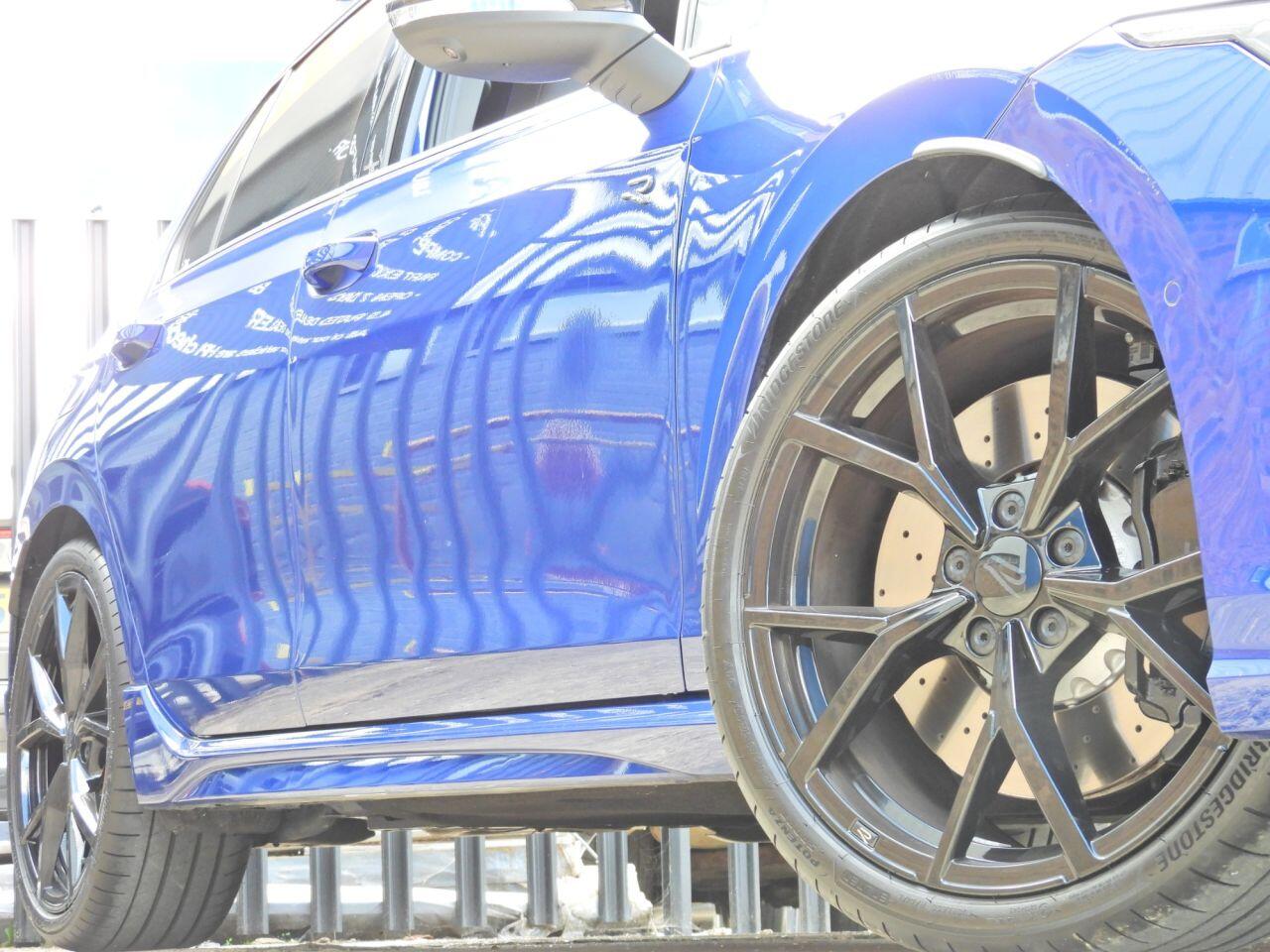 Volkswagen Golf view 6