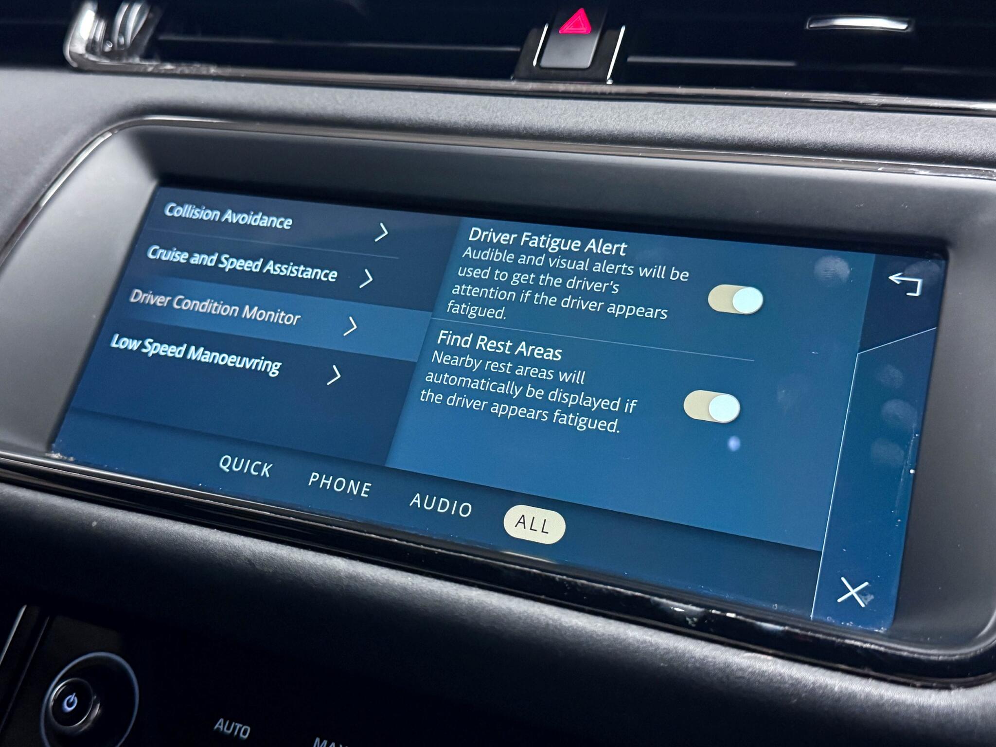 Land Rover Range Rover Evoque view 49