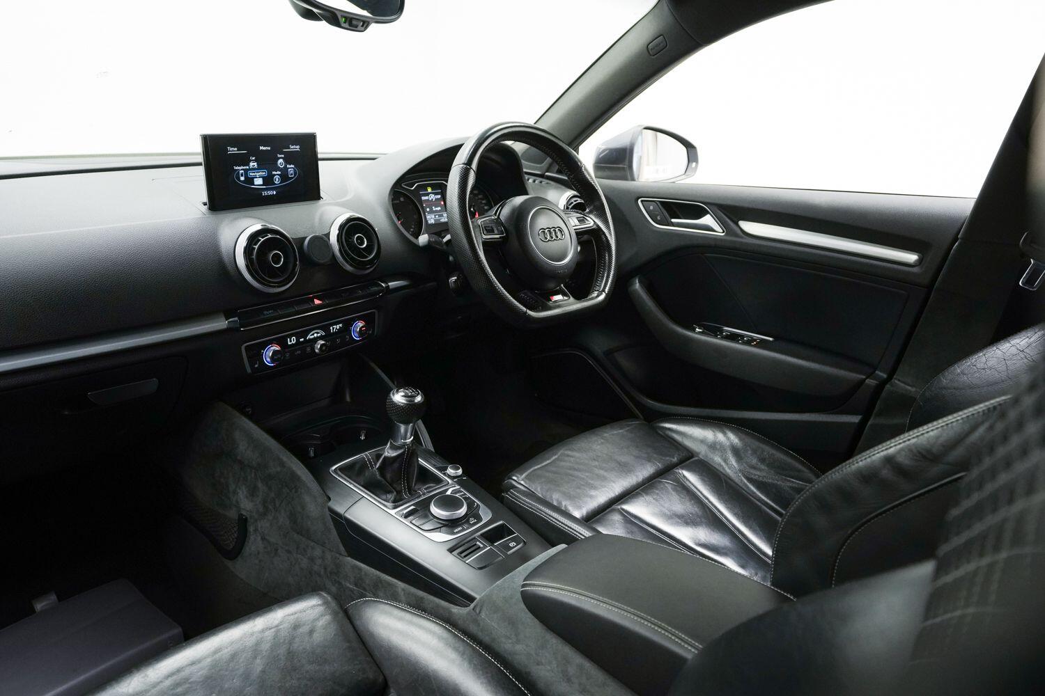 Audi A3 view 24