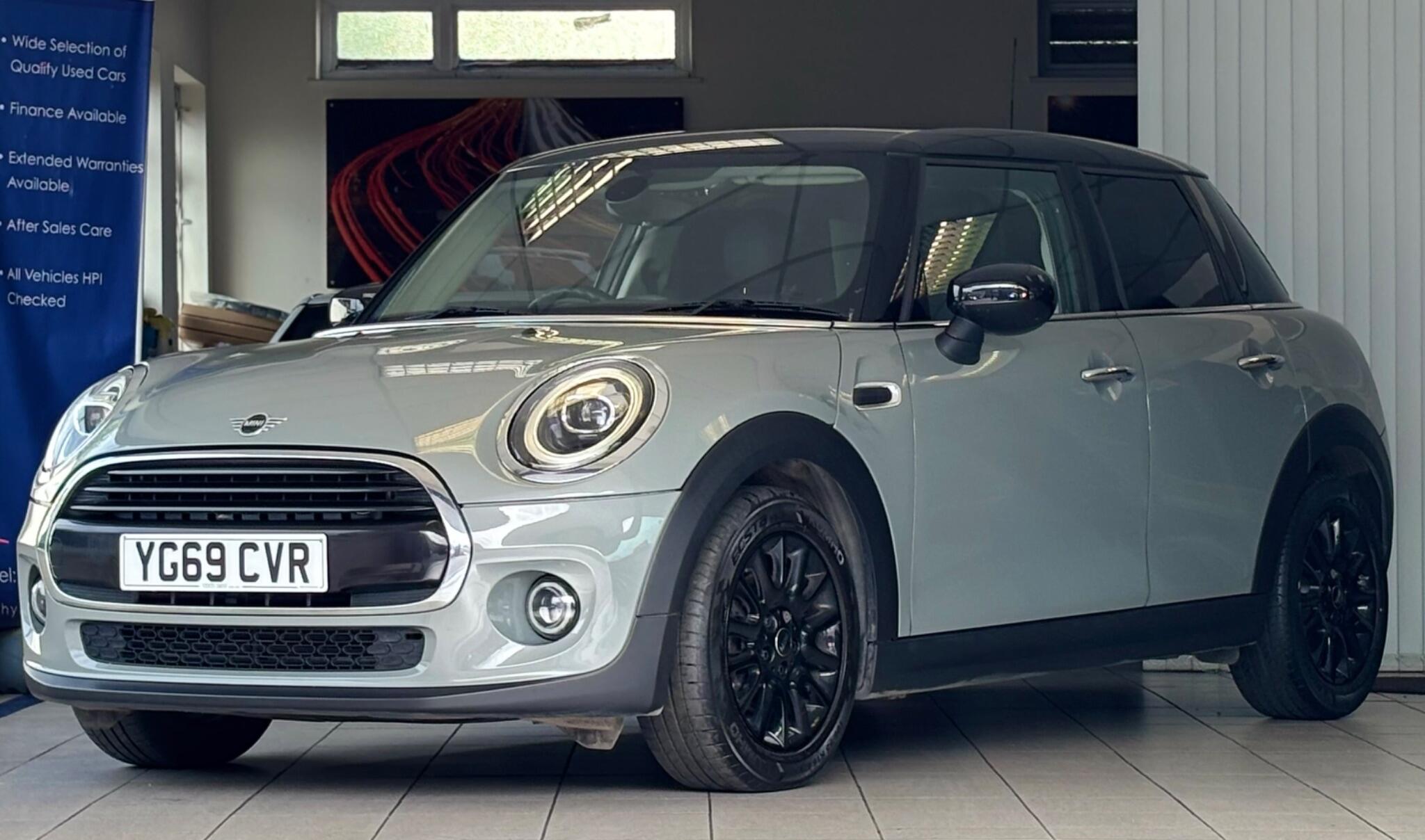 Mini Hatch view 6