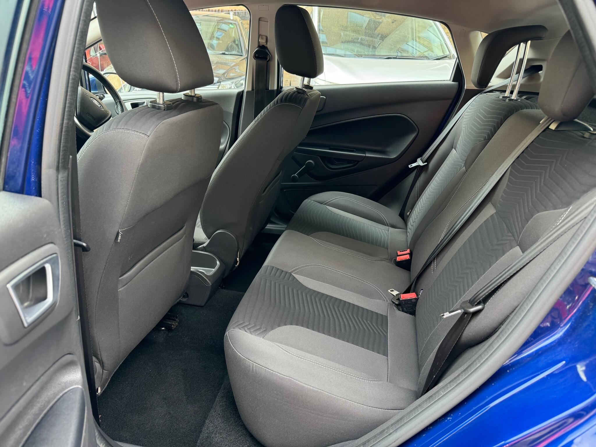 Ford Fiesta view 12