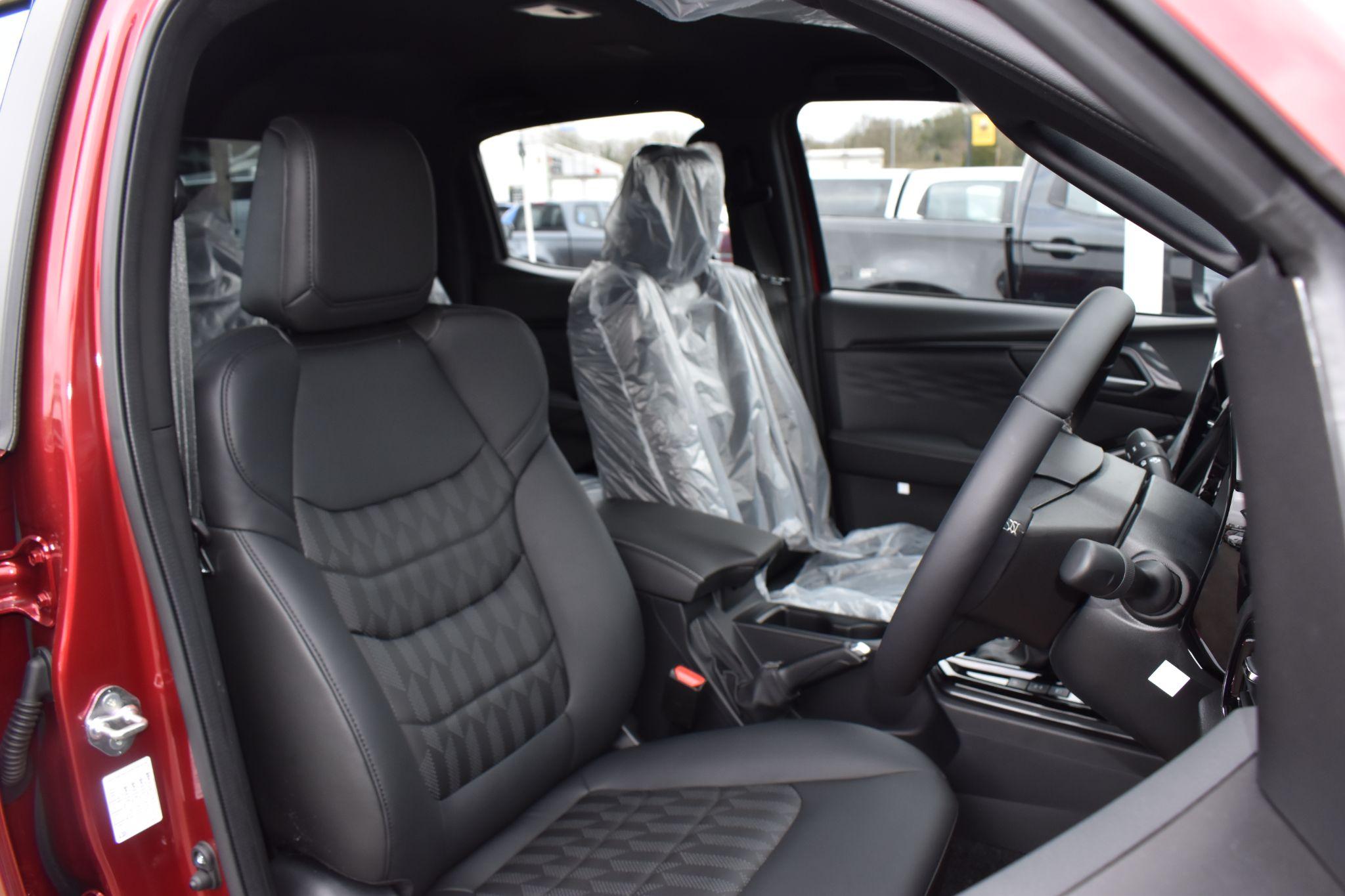 D-Max - 1.9 TD V-Cross Auto 4WD Euro 6 (s/s) 4dr - Image 23