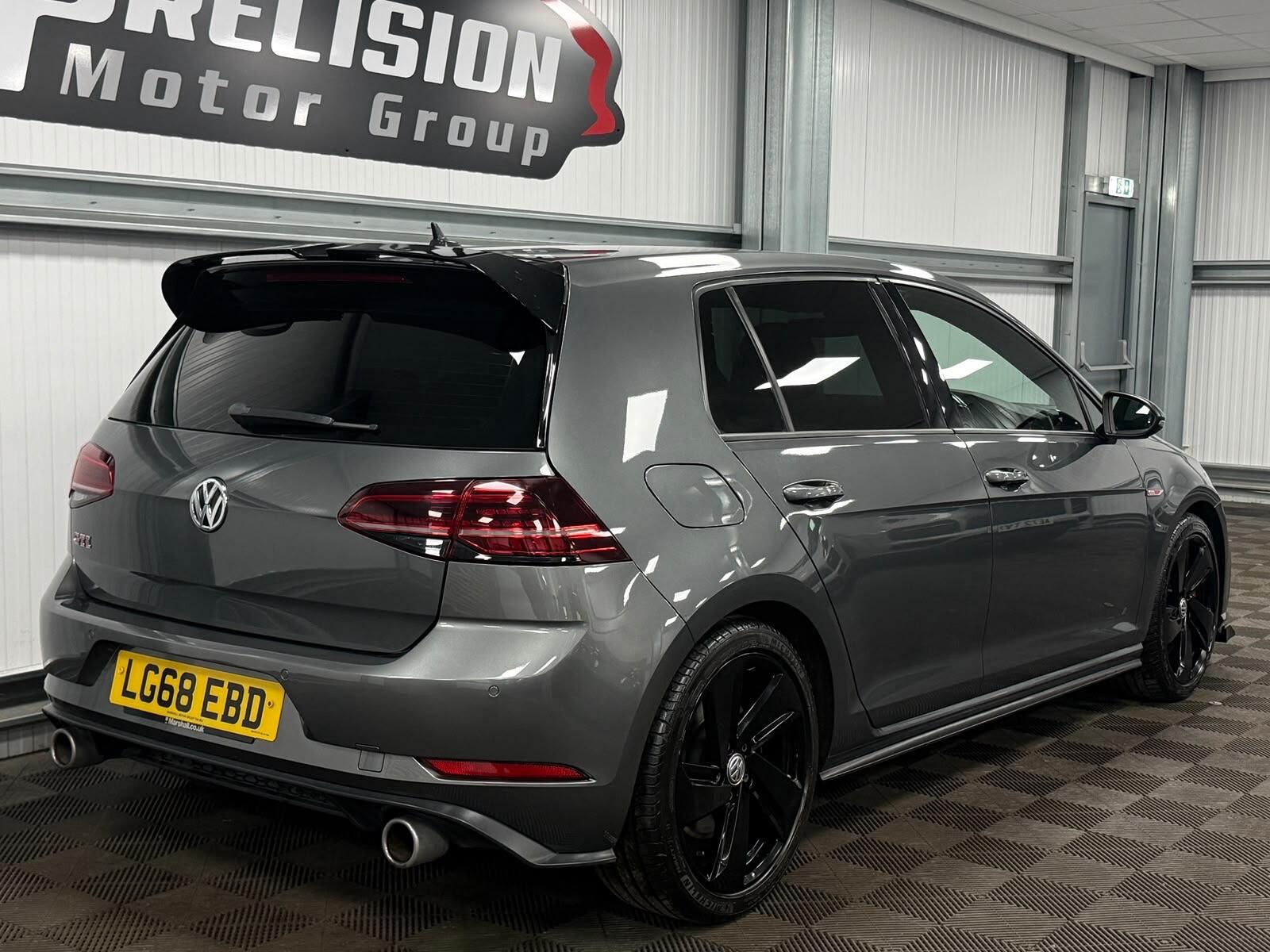 Volkswagen Golf view 14
