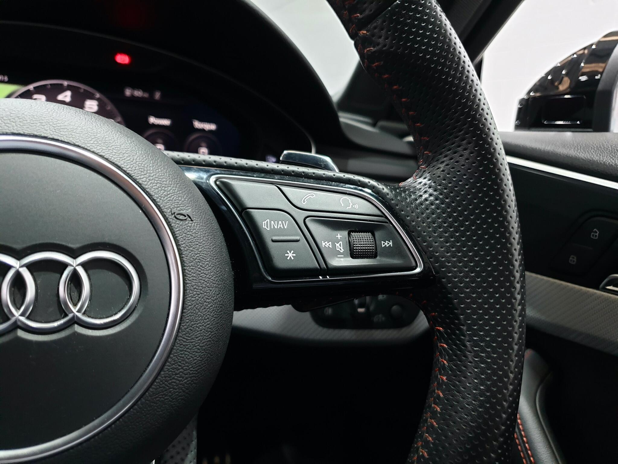 Audi RS4 view 82